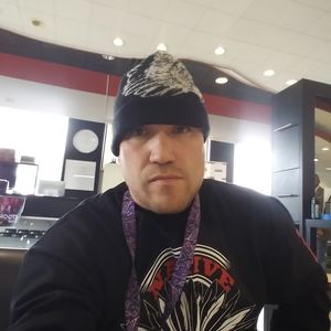 Meet your Posher, Phillip